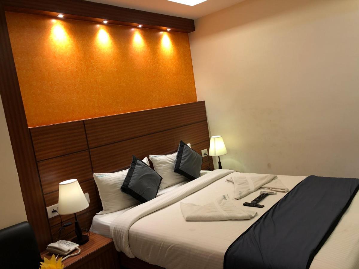 Hotel Spark Residency Csennai Kültér fotó